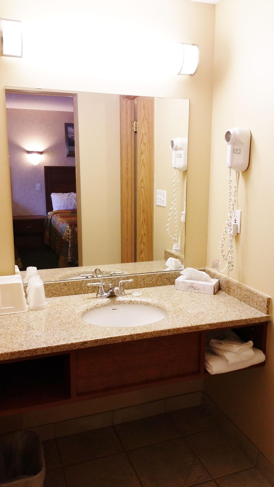 Alpine Motel Kamloops Dış mekan fotoğraf