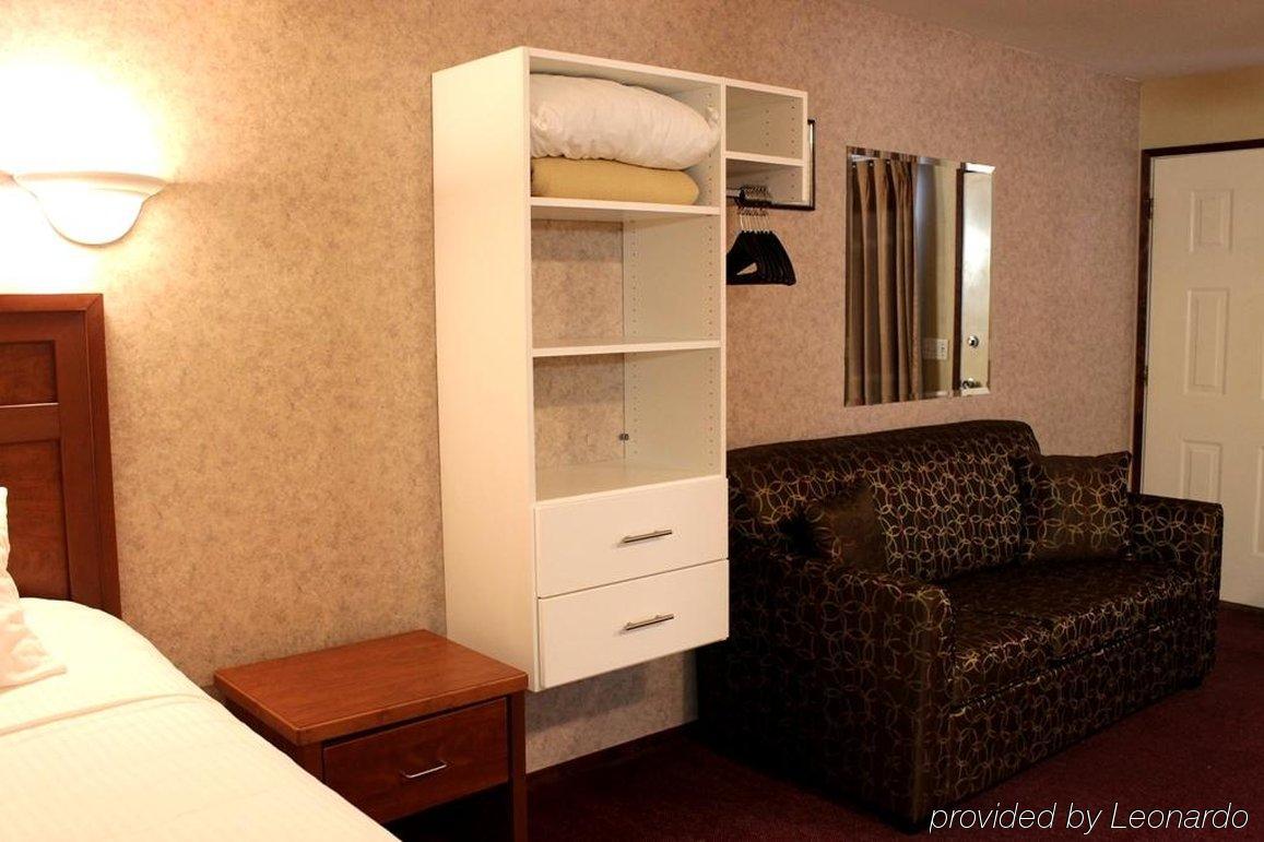 Alpine Motel Kamloops Dış mekan fotoğraf