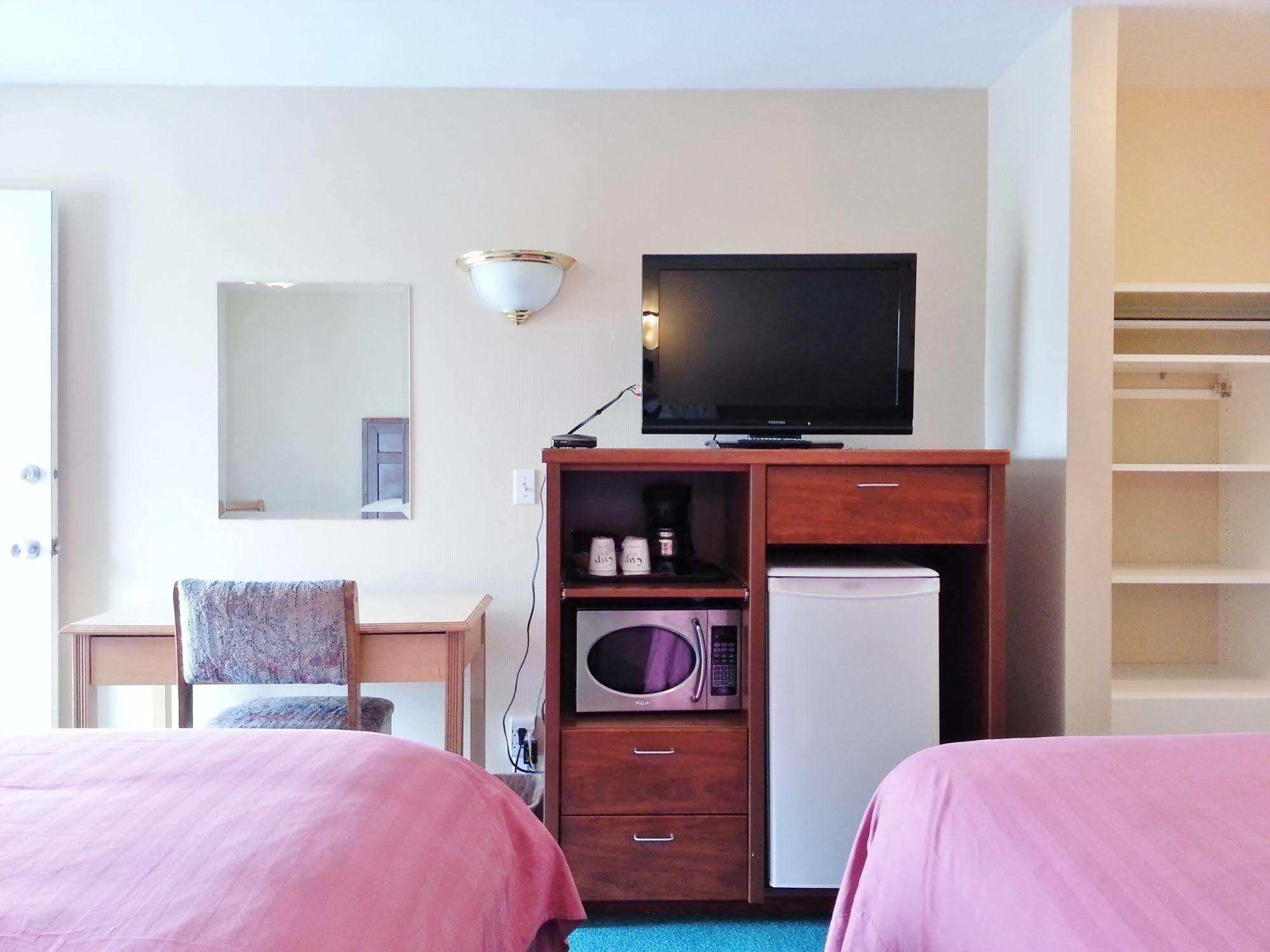 Alpine Motel Kamloops Dış mekan fotoğraf