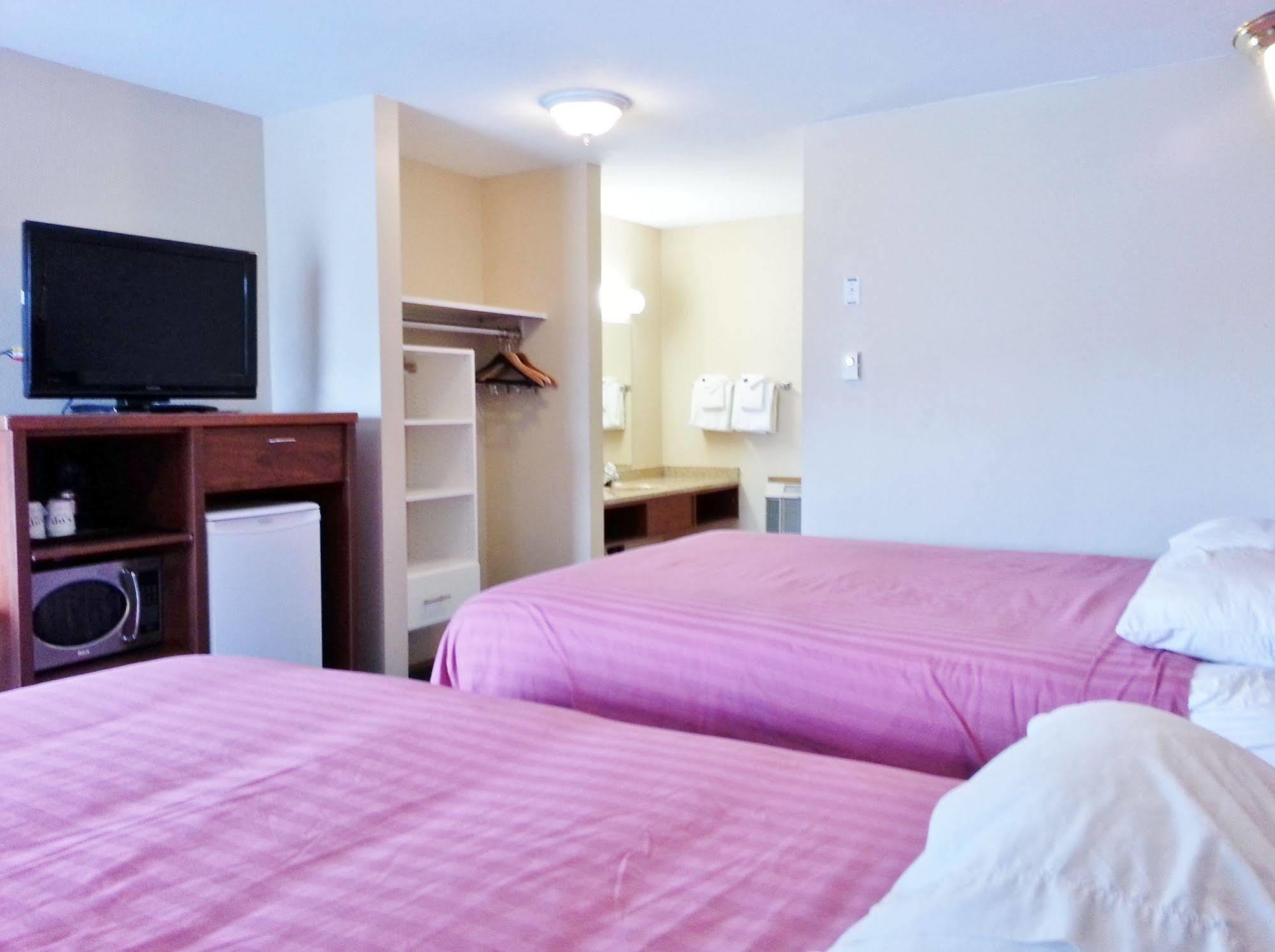 Alpine Motel Kamloops Dış mekan fotoğraf