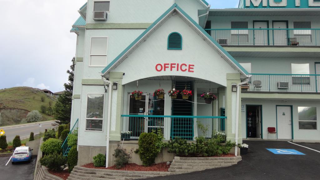 Alpine Motel Kamloops Dış mekan fotoğraf
